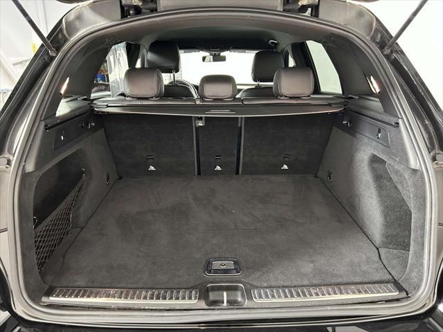 used 2020 Mercedes-Benz GLC 300 car, priced at $20,098