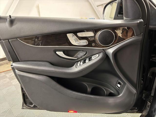 used 2020 Mercedes-Benz GLC 300 car, priced at $20,098