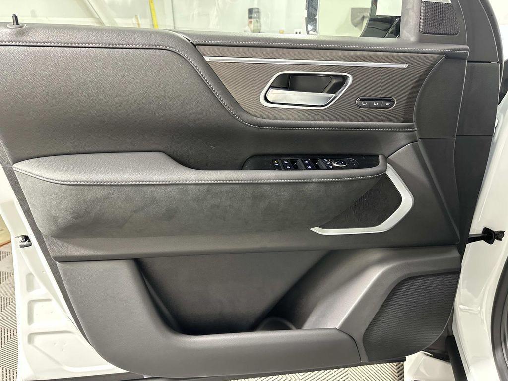 new 2026 INFINITI QX80 car, priced at $88,543