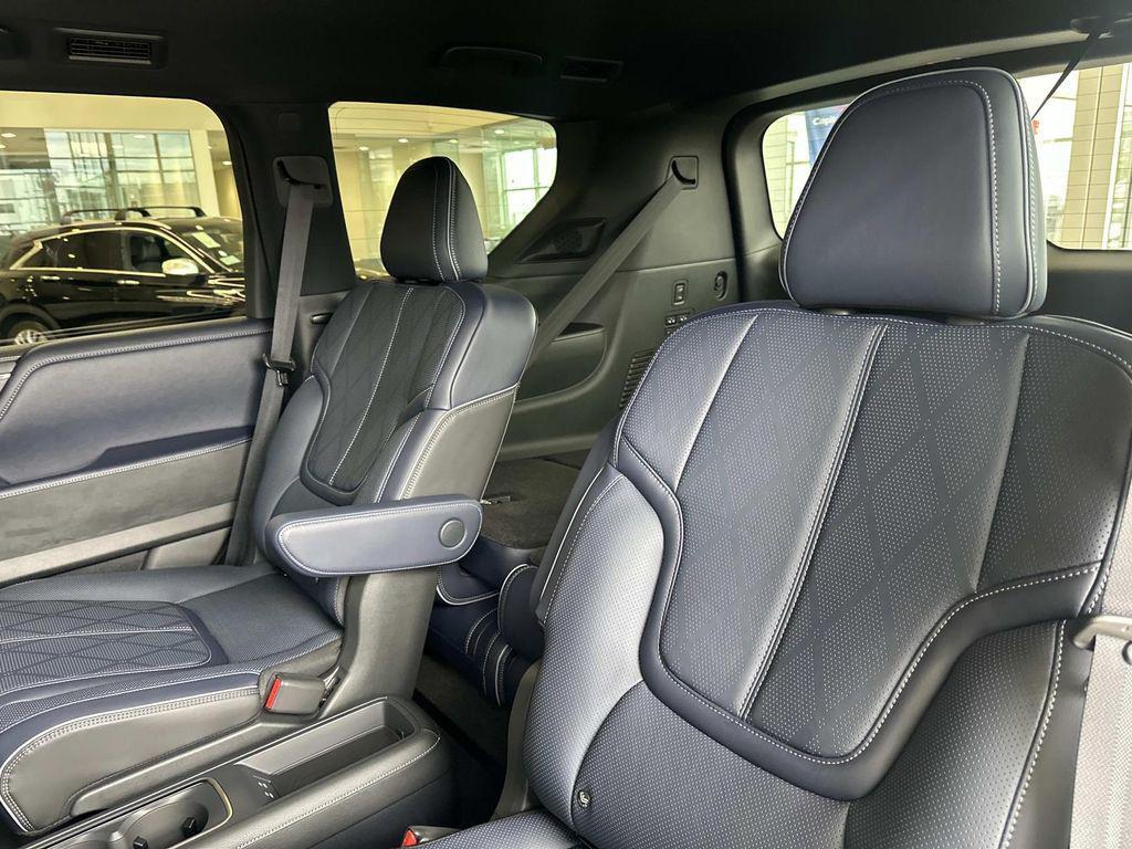 new 2026 INFINITI QX80 car, priced at $95,096