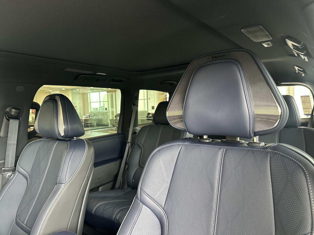 new 2026 INFINITI QX80 car, priced at $95,096