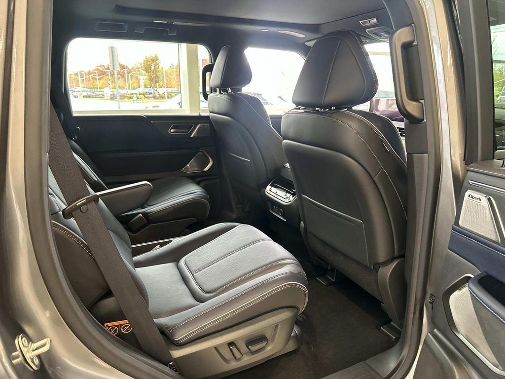 new 2026 INFINITI QX80 car, priced at $95,096