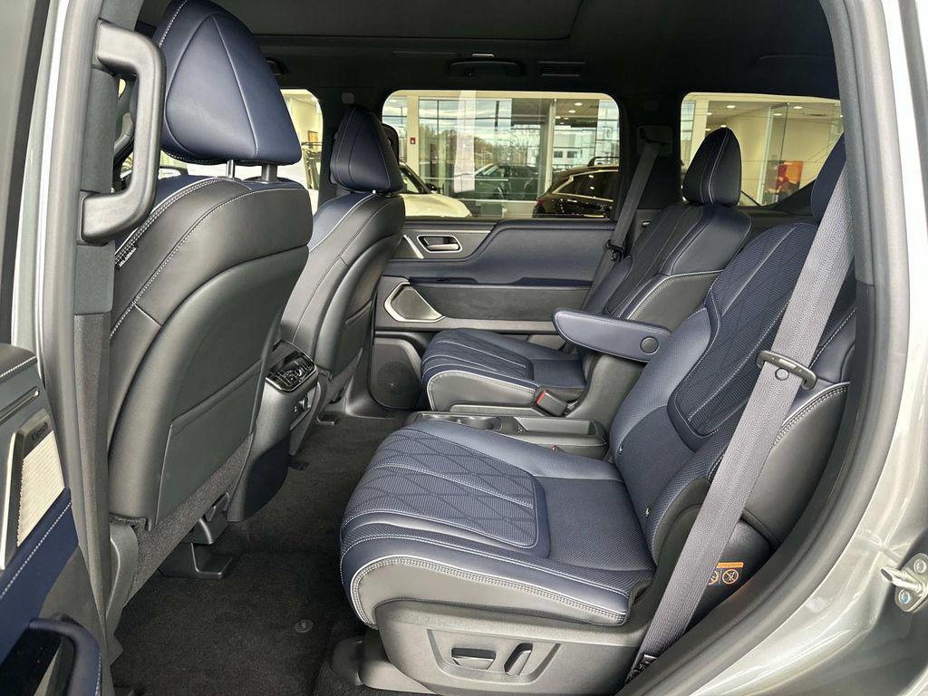 new 2026 INFINITI QX80 car, priced at $95,096