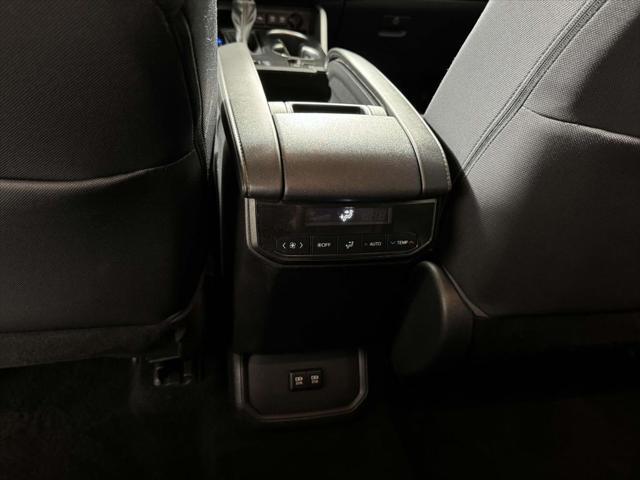 used 2021 Toyota Highlander car, priced at $26,498