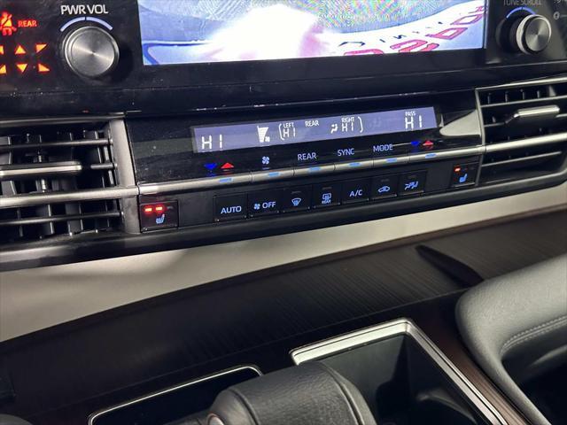 used 2023 Toyota Sienna car, priced at $39,698