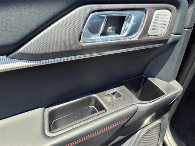 new 2025 Ford Explorer car, priced at $59,960