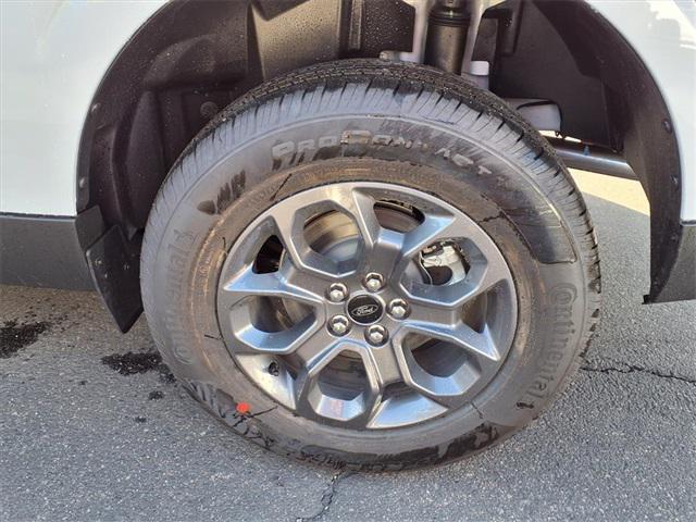 new 2025 Ford Maverick car, priced at $35,025