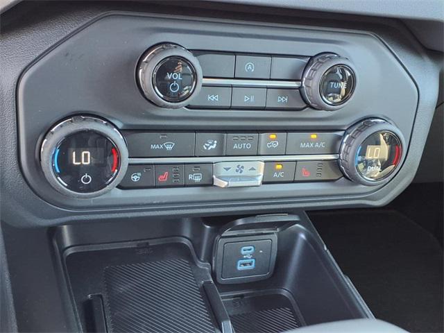 new 2025 Ford Bronco car, priced at $53,870