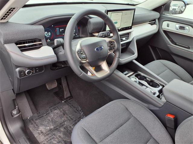 new 2025 Ford Explorer car, priced at $40,040