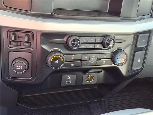 new 2024 Ford F-350 car, priced at $72,410