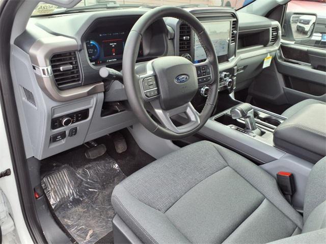 new 2025 Ford F-150 Lightning car