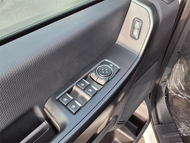 new 2025 Ford F-150 car, priced at $50,520