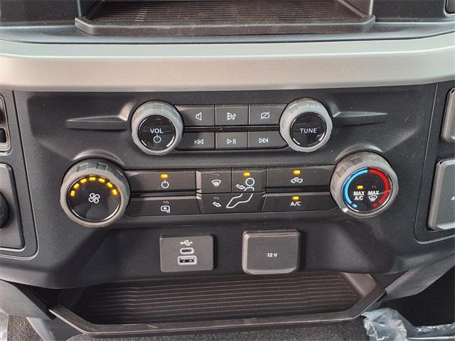 new 2024 Ford F-350 car, priced at $72,110