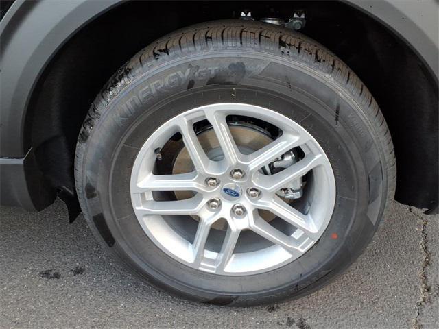 new 2025 Ford Explorer car, priced at $39,405