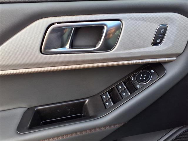 new 2025 Ford Explorer car, priced at $39,405