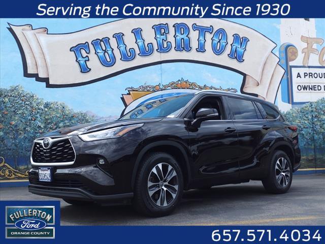 used 2020 Toyota Highlander car, priced at $26,970