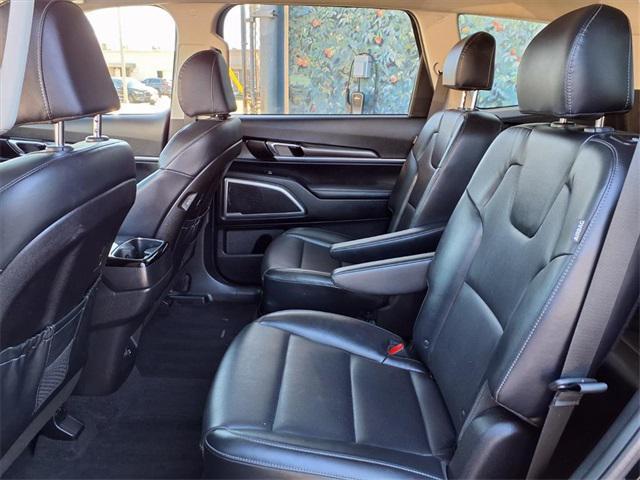 used 2023 Kia Telluride car, priced at $31,999