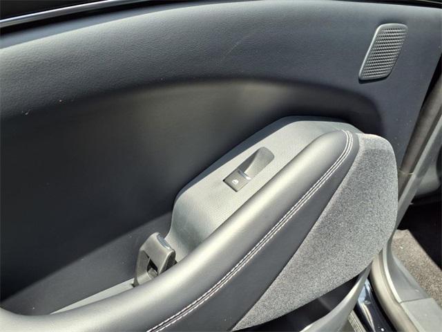 new 2025 Ford Mustang Mach-E car