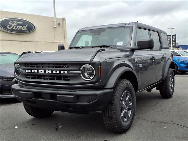 new 2025 Ford Bronco car, priced at $44,305