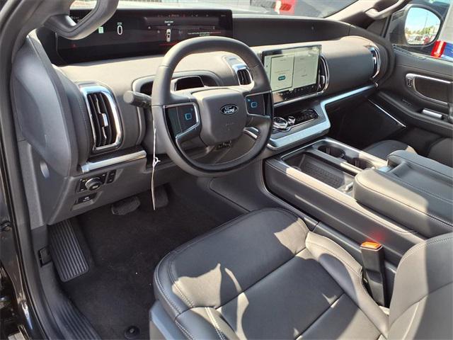 new 2025 Ford Expedition car, priced at $83,985