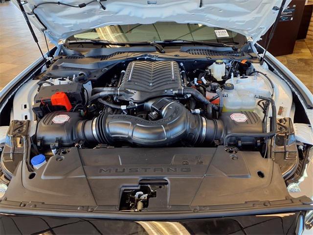 new 2025 Ford Mustang car