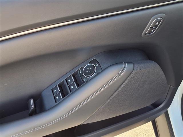 new 2025 Ford Mustang Mach-E car