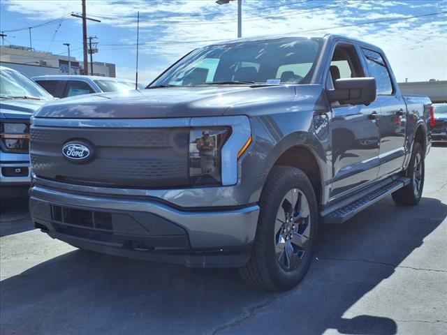 new 2024 Ford F-150 Lightning car