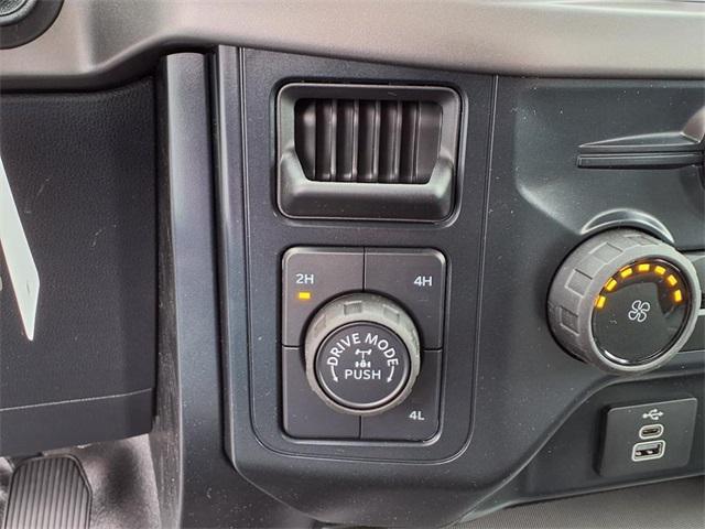 new 2025 Ford F-150 car, priced at $47,215