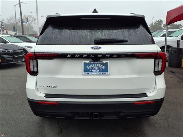 new 2025 Ford Explorer car, priced at $40,945