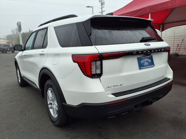 new 2025 Ford Explorer car, priced at $40,945