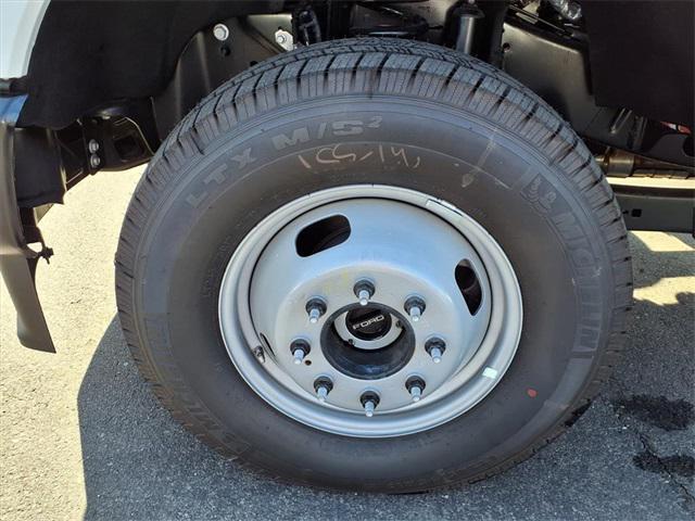 new 2025 Ford F-350 car, priced at $77,165