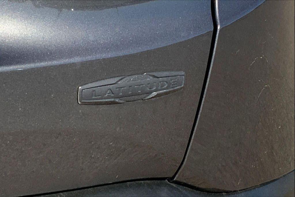 used 2020 Jeep Renegade car, priced at $12,499