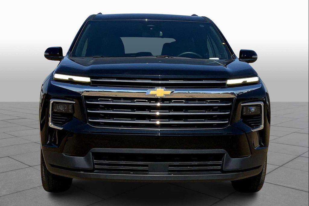 used 2025 Chevrolet Traverse car, priced at $35,999