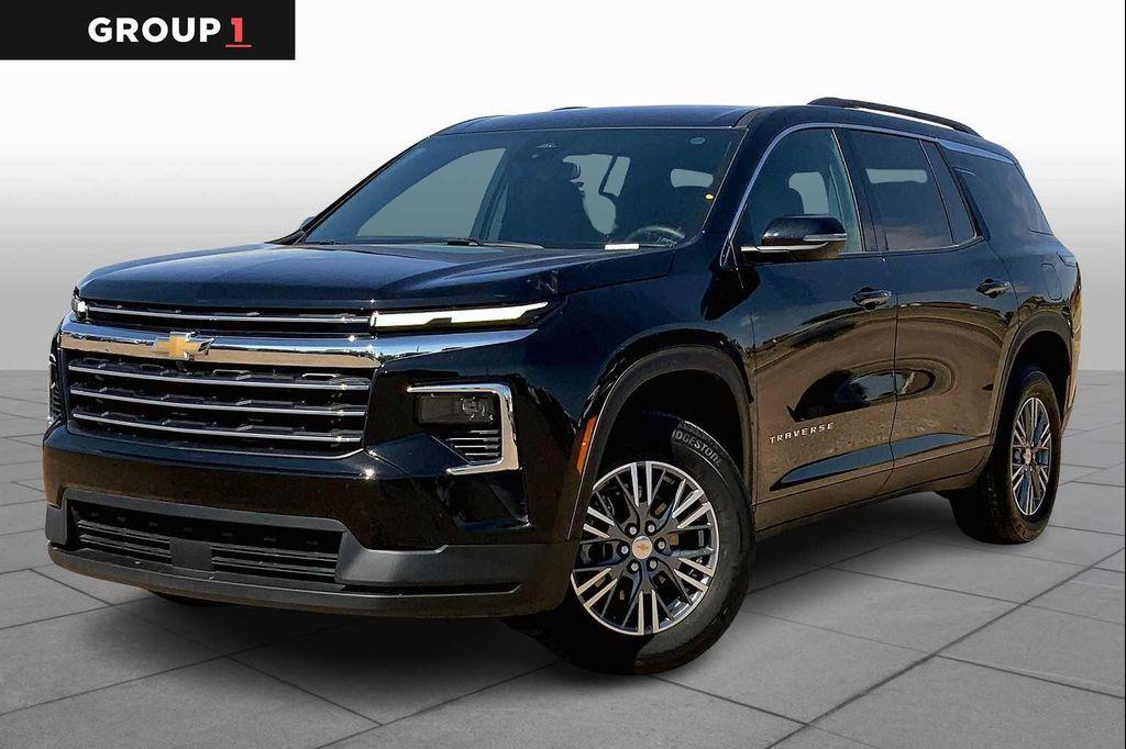 used 2025 Chevrolet Traverse car, priced at $35,999