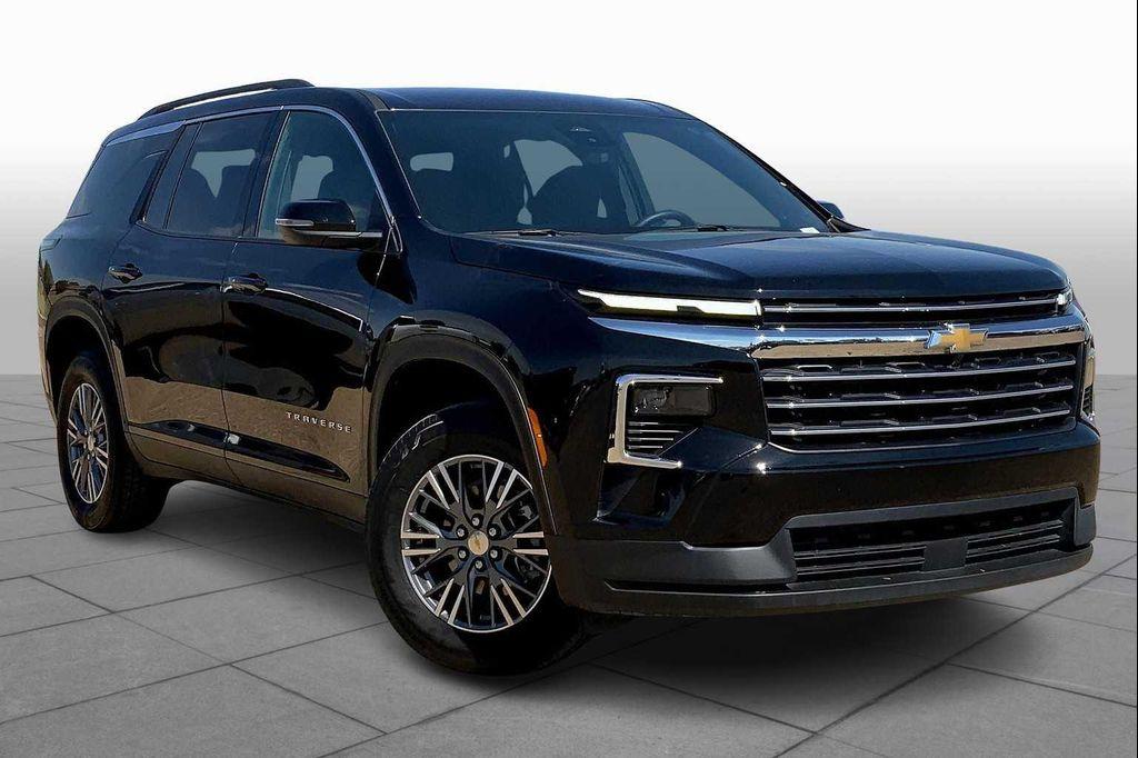 used 2025 Chevrolet Traverse car, priced at $35,999