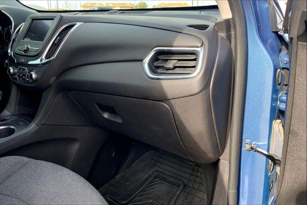 used 2024 Chevrolet Equinox car, priced at $23,199