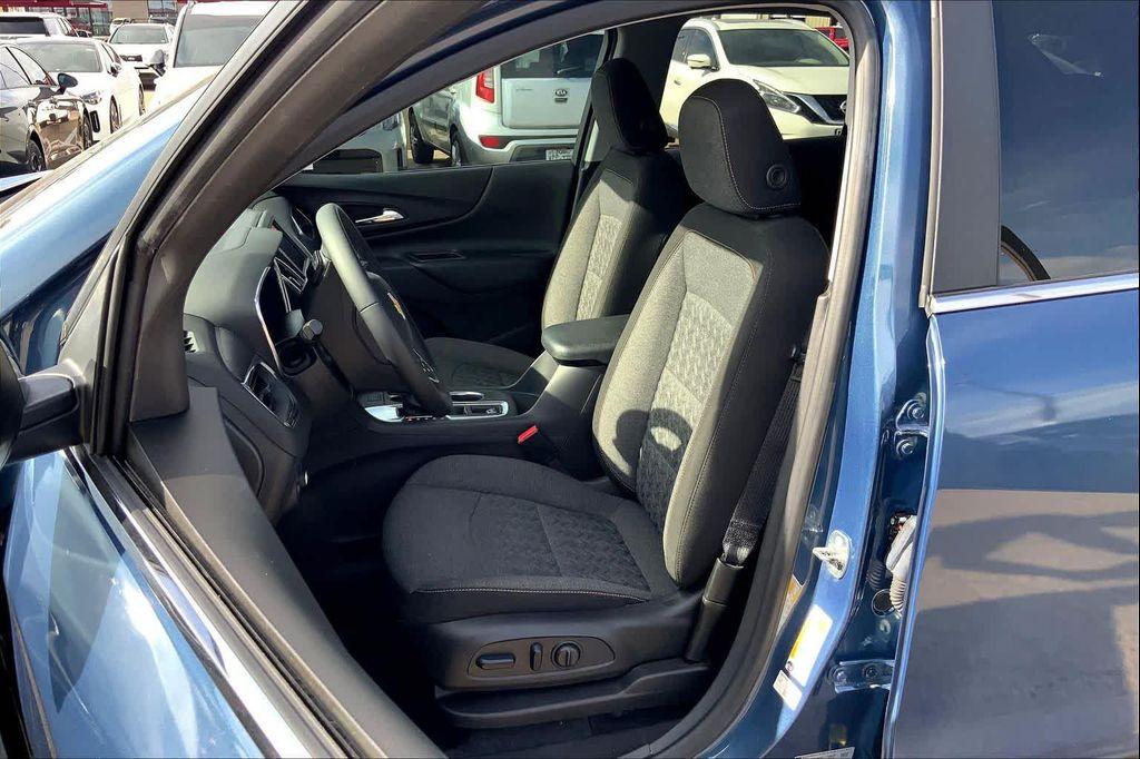 used 2024 Chevrolet Equinox car, priced at $23,199