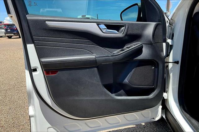 used 2022 Ford Escape car, priced at $18,999