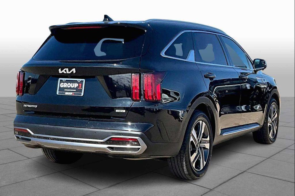 used 2023 Kia Sorento Hybrid car, priced at $26,999