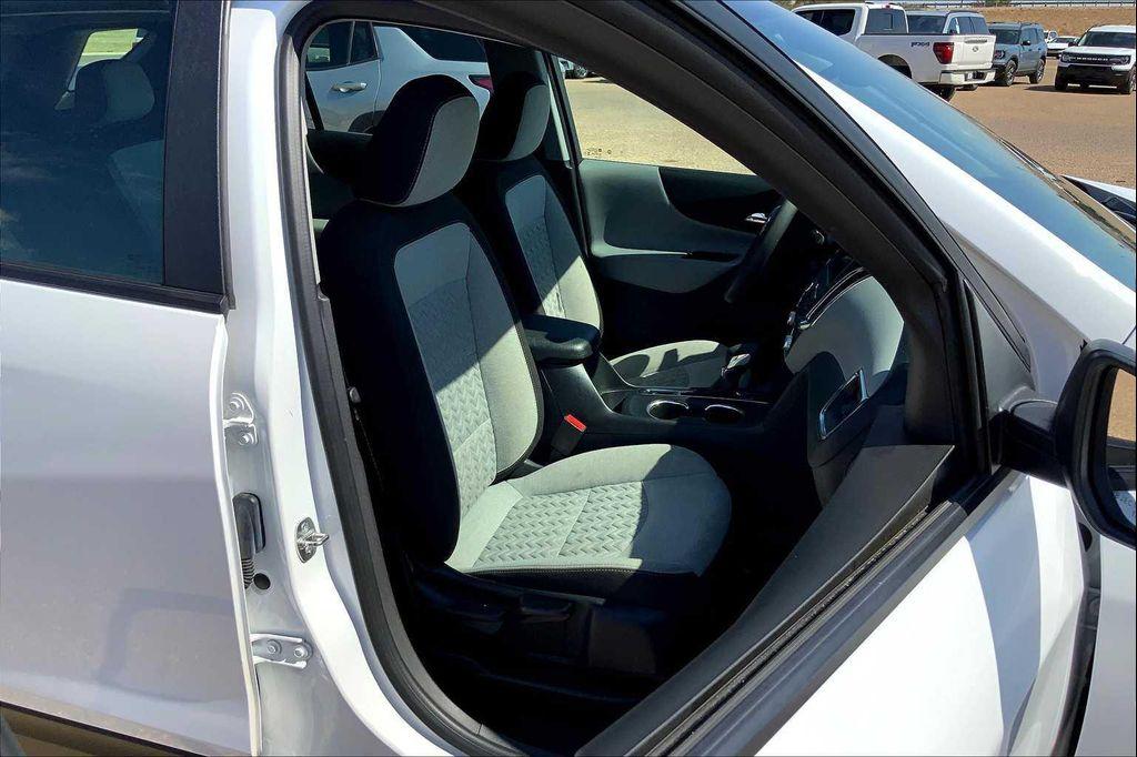 used 2024 Chevrolet Equinox car, priced at $20,741