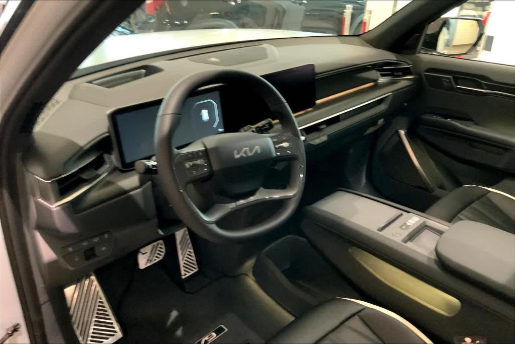 new 2024 Kia EV9 car, priced at $71,860