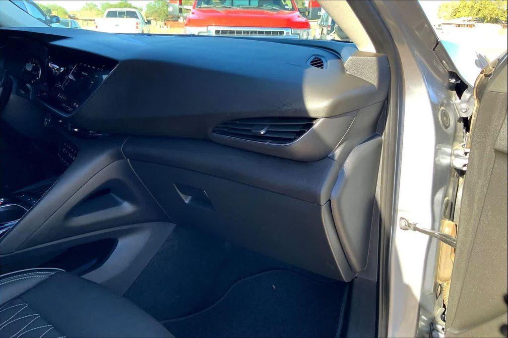 used 2022 Buick Envision car, priced at $27,499