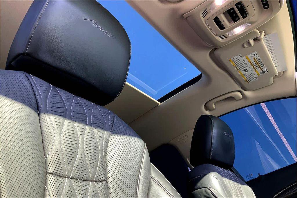 used 2022 Buick Envision car, priced at $27,499