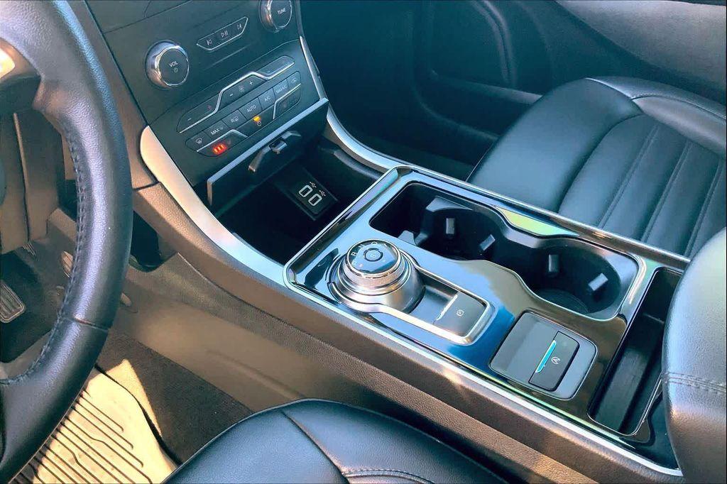 used 2020 Ford Edge car, priced at $16,999