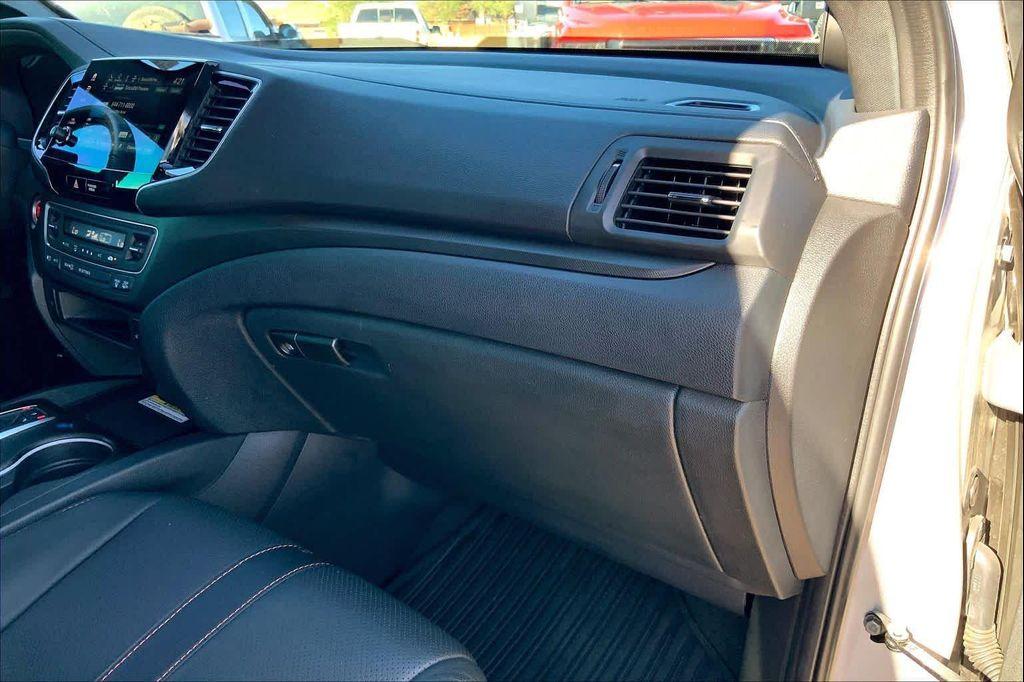 used 2023 Honda Passport car, priced at $34,999