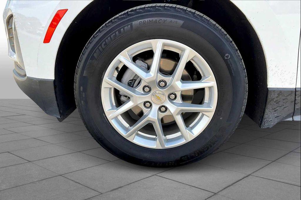 used 2024 Chevrolet Equinox car, priced at $21,499