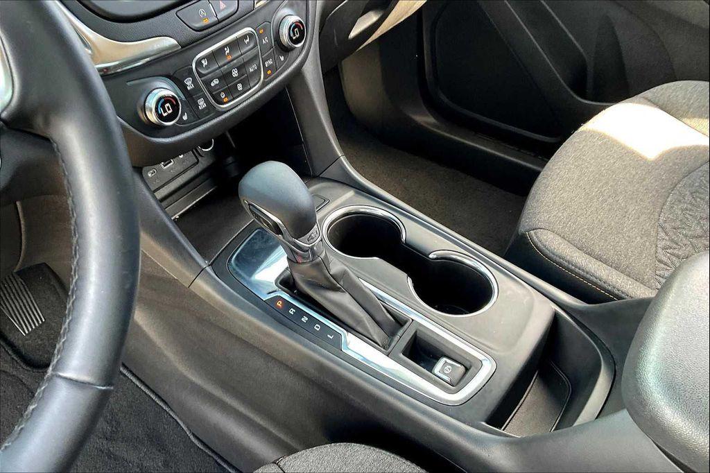 used 2024 Chevrolet Equinox car, priced at $21,499