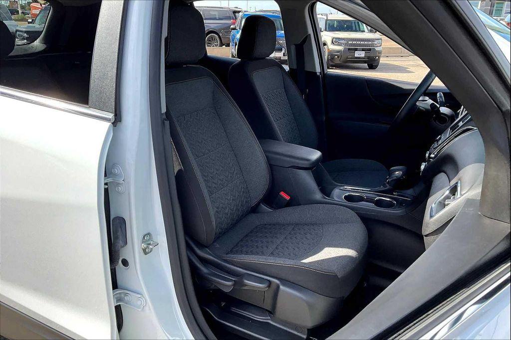 used 2024 Chevrolet Equinox car, priced at $21,499