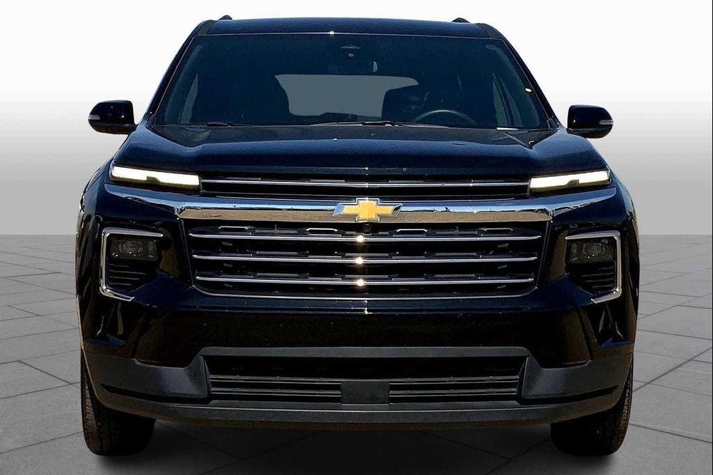 used 2025 Chevrolet Traverse car, priced at $36,995