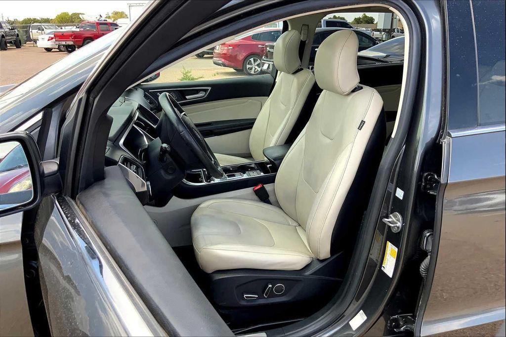 used 2019 Ford Edge car, priced at $14,999